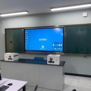 師大附中機器人教室項目